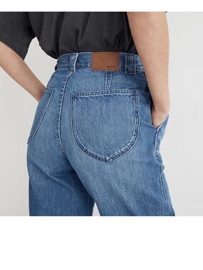 Madewell Relaxed Boyfriend Jeans in Medium Blue